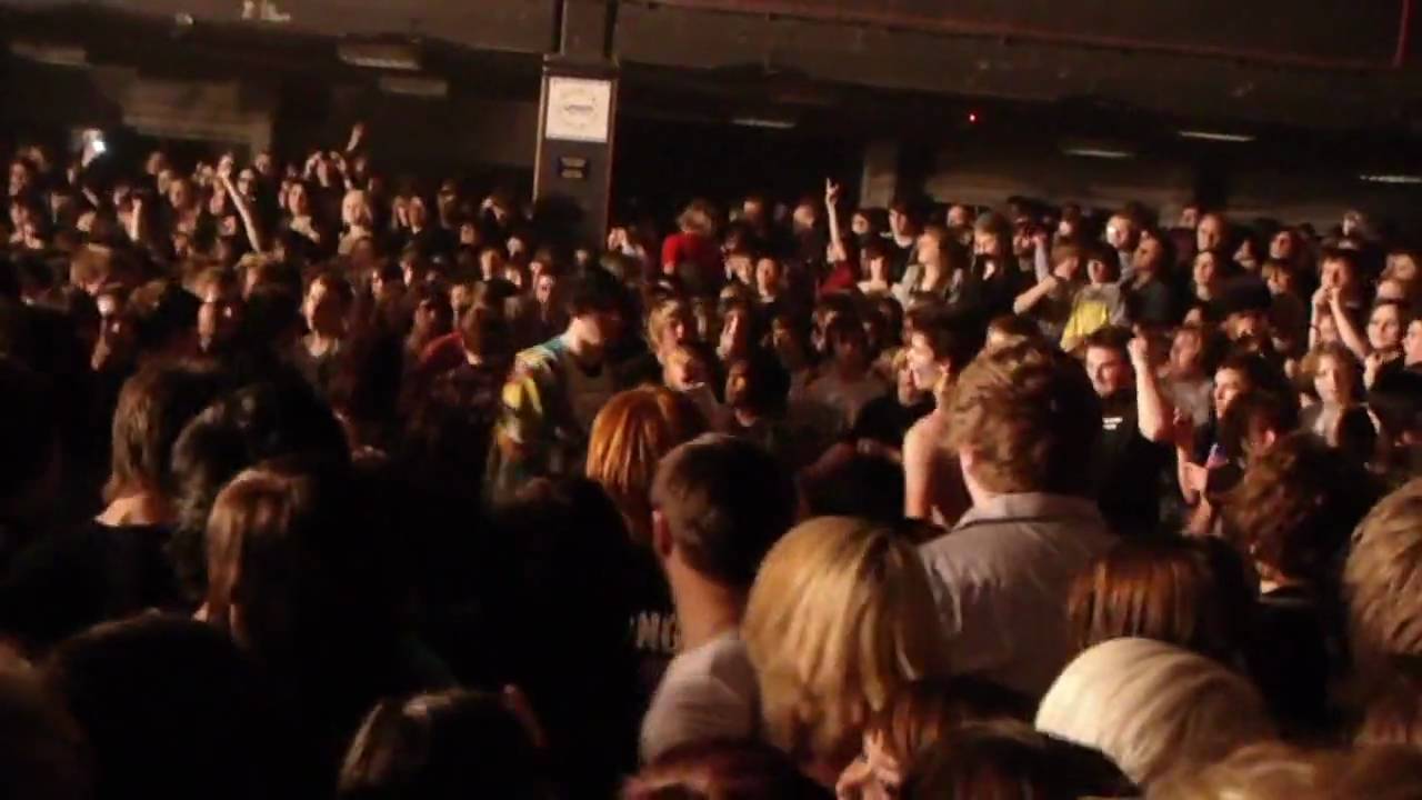 "CHELSEA SMILE" -BRING ME THE HORIZON- *LIVE HD* @ NORWICH UEA LCR 21/1/09