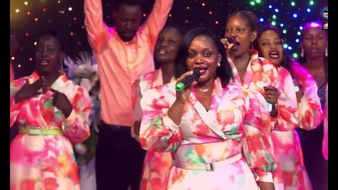 Mukama Nyimbe luyimba ki okukwebaza