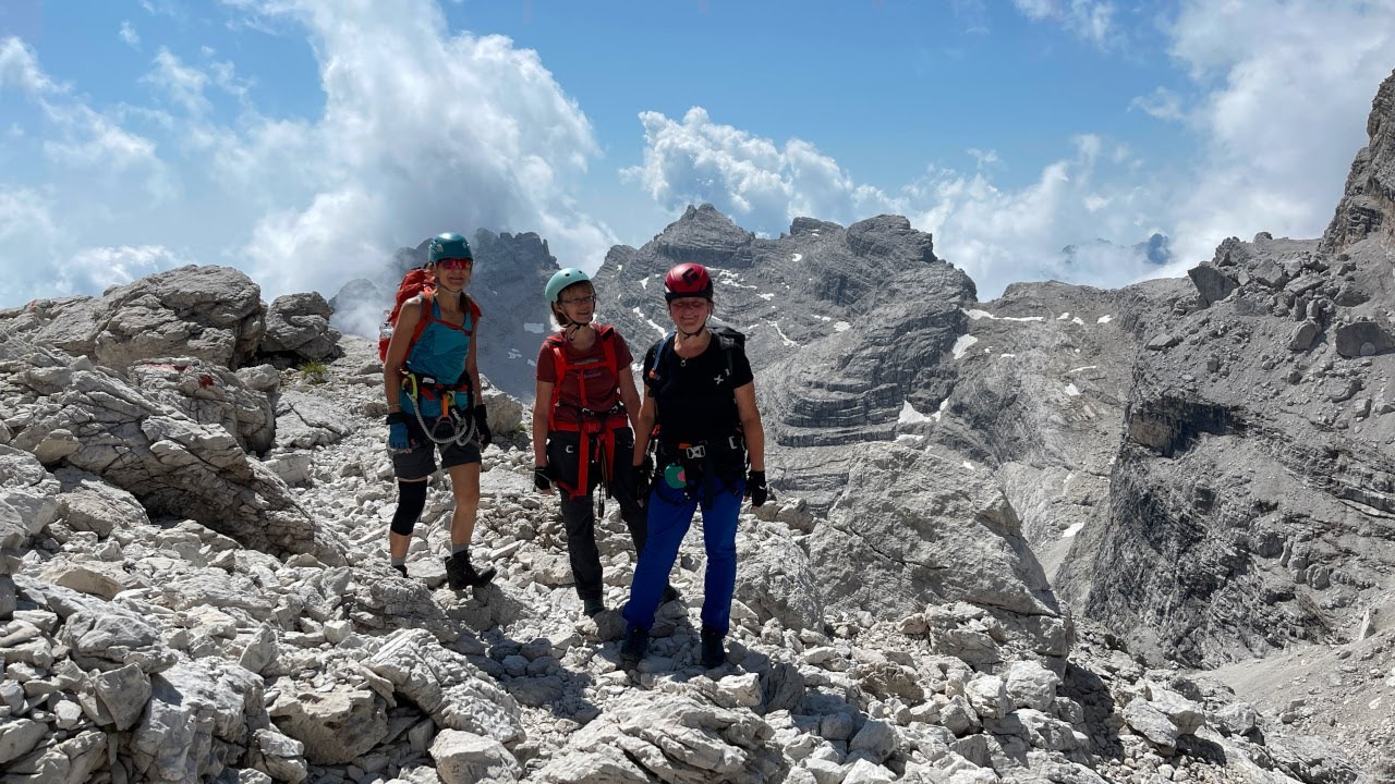 Ferrata z niesamowitymi ekspozycjami. | Via Bocchette 305 | Dolomiti Brenta