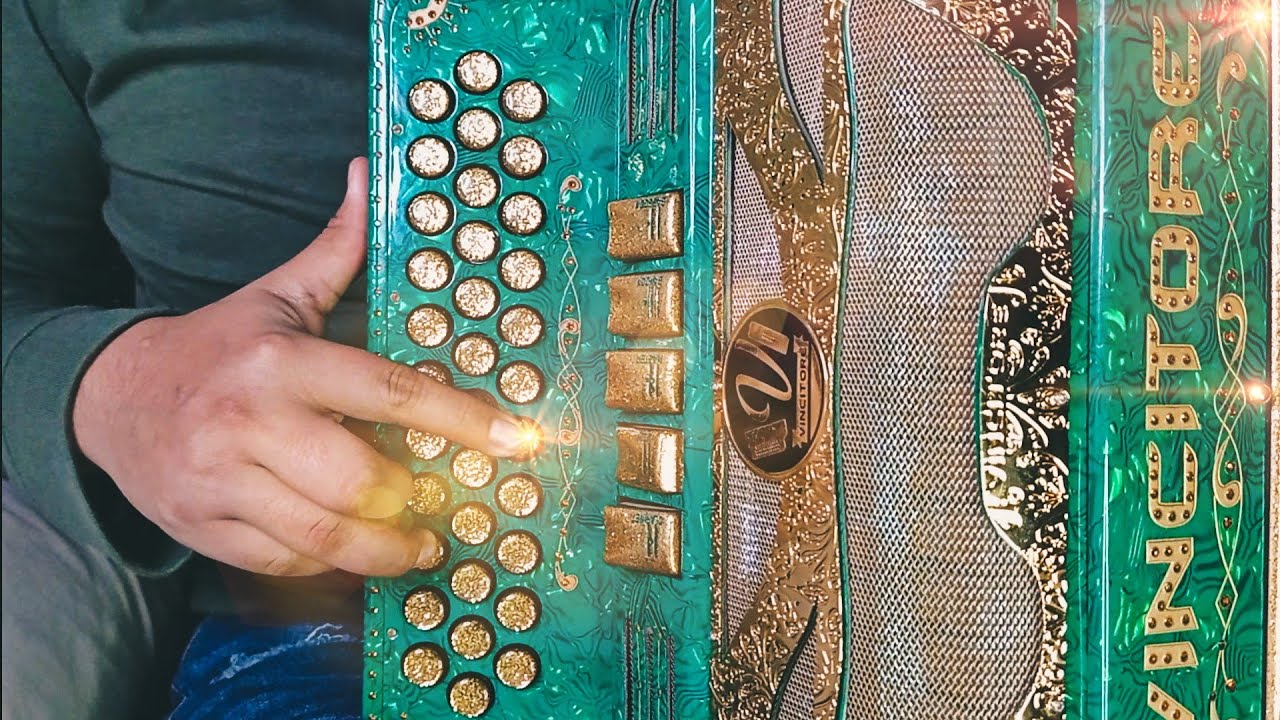 La Maquinaria Norteña - Fuentes De Ortiz ( TUTORIAL ) Acordeón de Sol