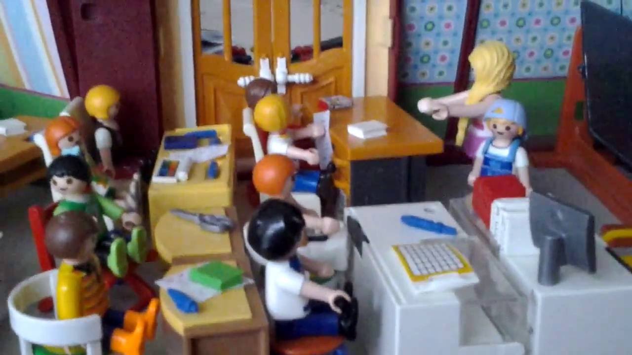 Playmobil: Le nouvel élève (1)