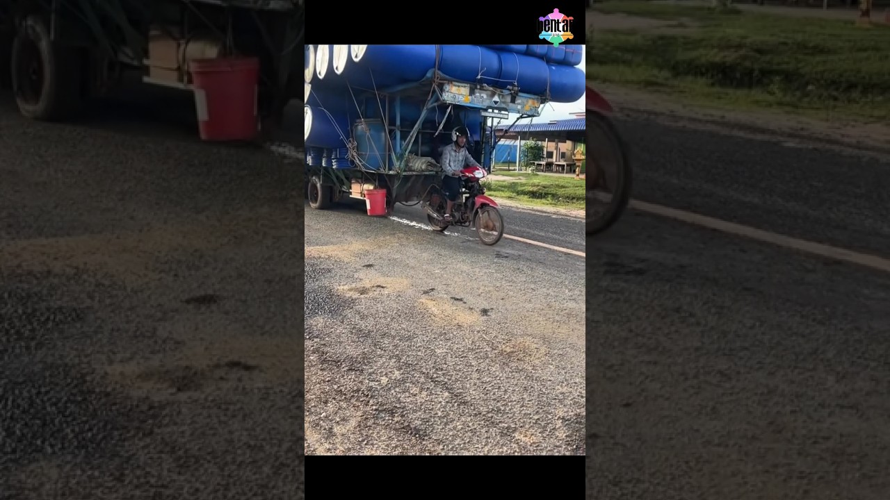 penasaran dengan mesin nya 🤔 #faktaunik #faktalucu #trukoleng #modifikasimotor #thailand
