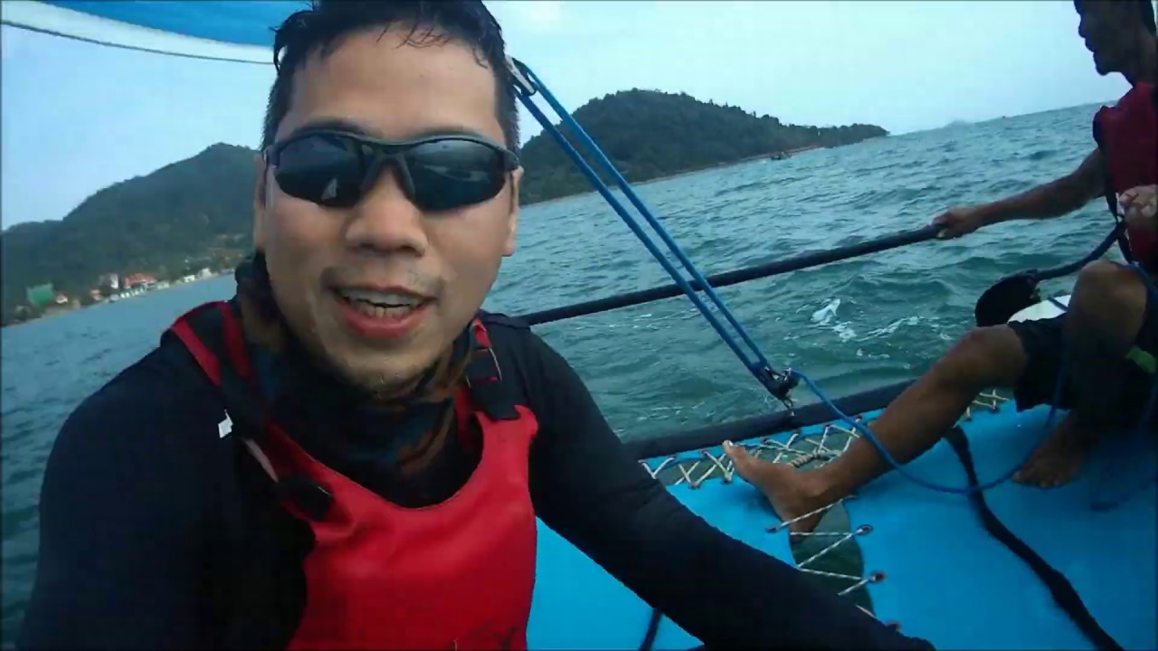 Sailing Hobie Cat Wave 13