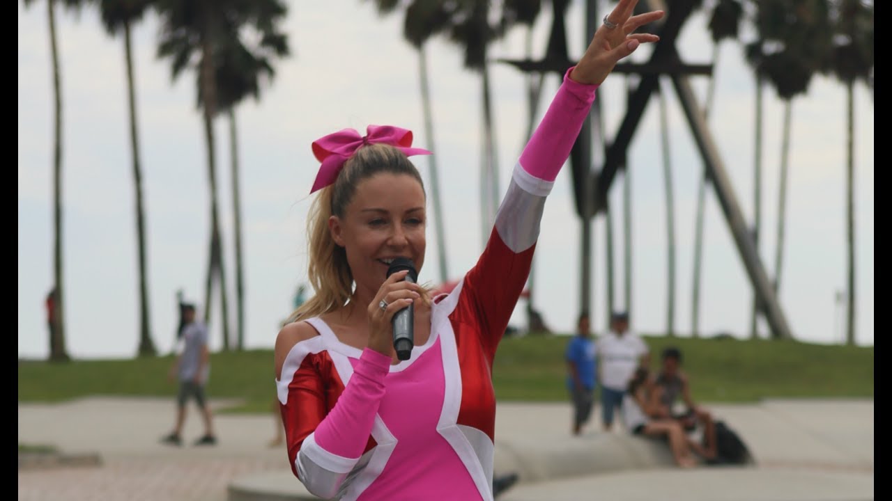 Małgorzata Rozenek-Majdan jako cheerleaderka wyglądała FENOMENALNIE! [Iron Majdan]