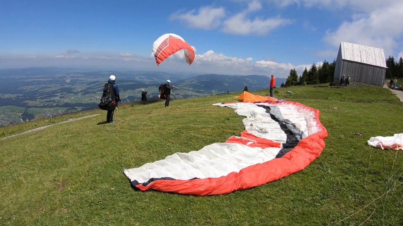 Gleitschirm fliegen in Andelsbuch Juni 2018