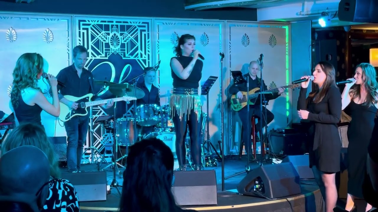 Veres Mónika - Heart of Stone (Six: The Musical)