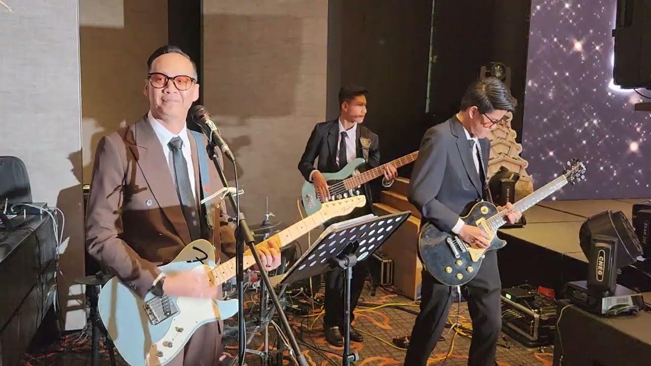 Hati emas EQ hotel