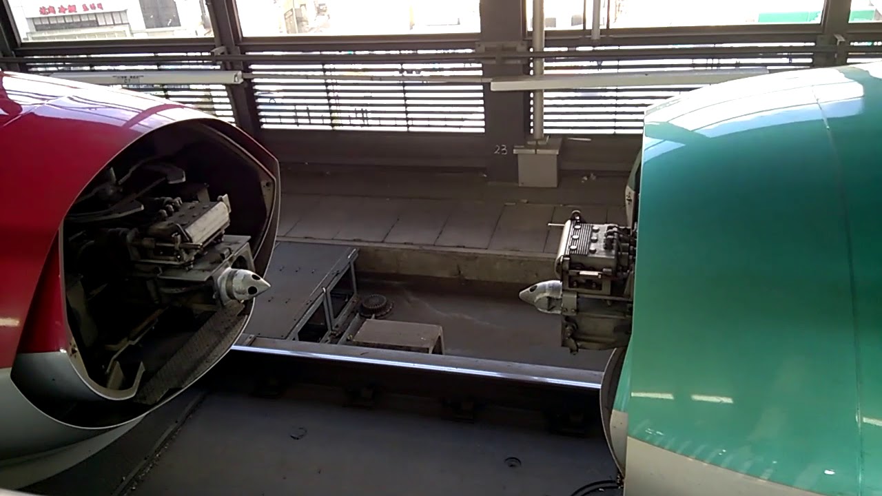 Shinkansen E6 & E5 series - Coupling!
