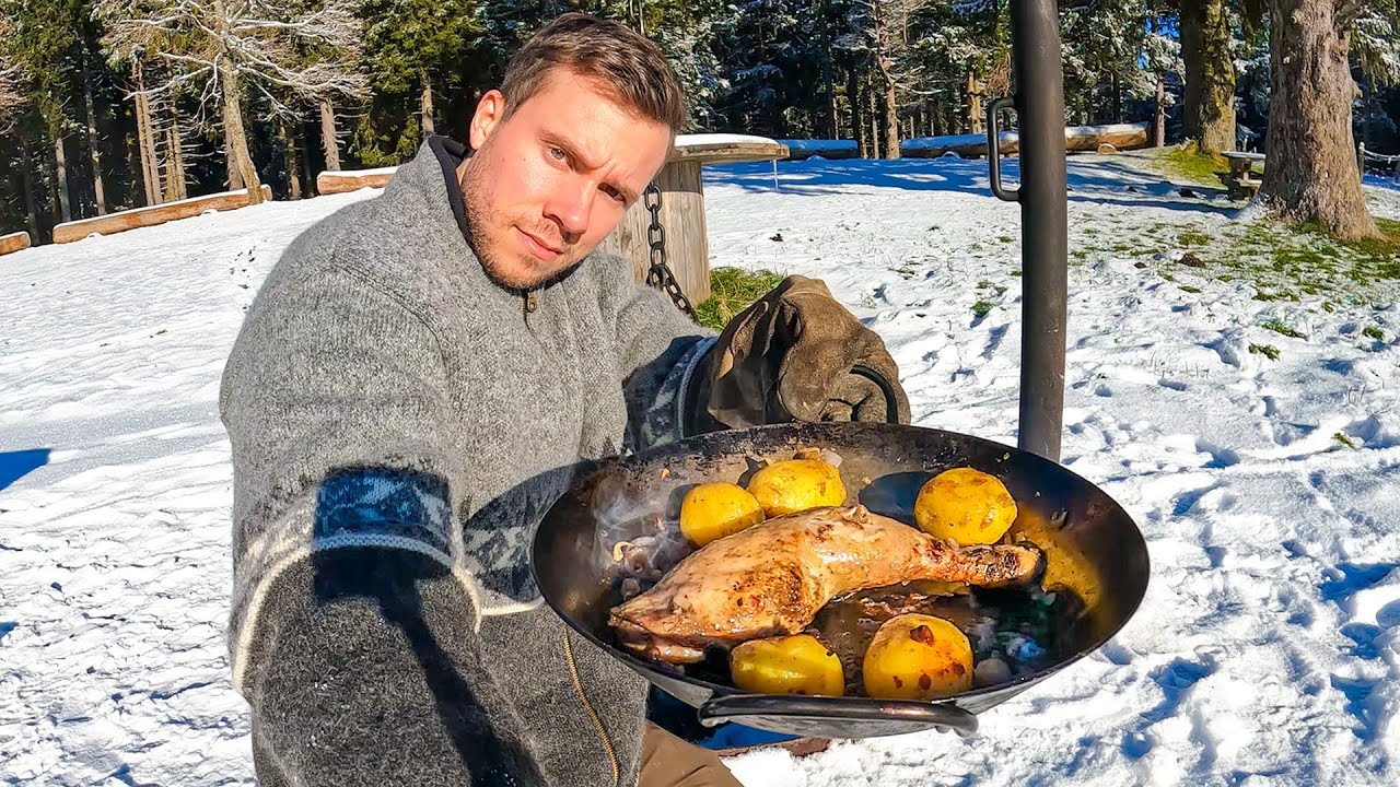Saftigen Hühnerschenkel im Schnee gebraten!