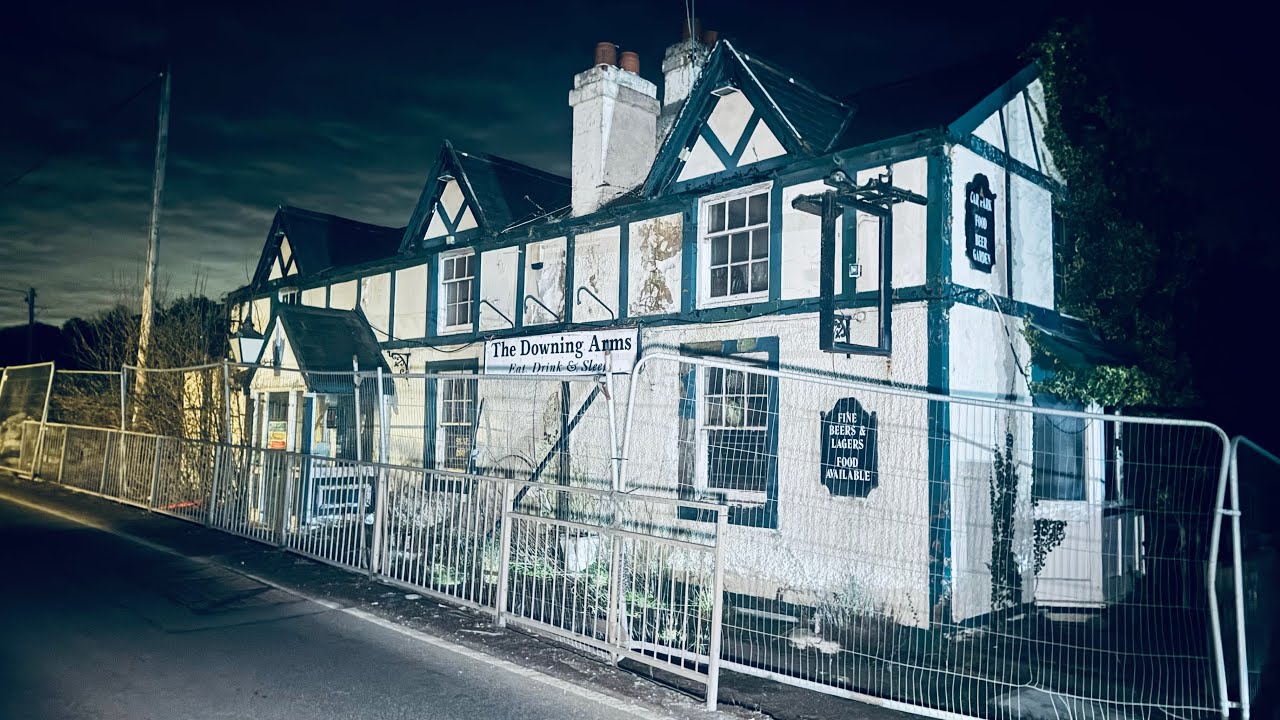 ABANDONED PUB LEFT AND FORGOTTEN| PLUS SHOWING THE DANGERS OF URBEXING