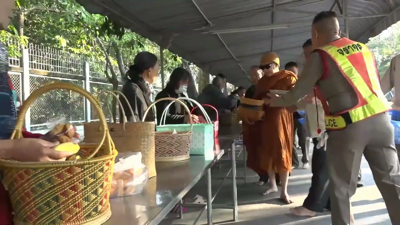 2569 01 14 พระอาจารย์หลวงพ่อสุธรรม สุธัมโม  ปรารภธรรม เช้า ณ วัดป่าบ้านตาด 01 02 00