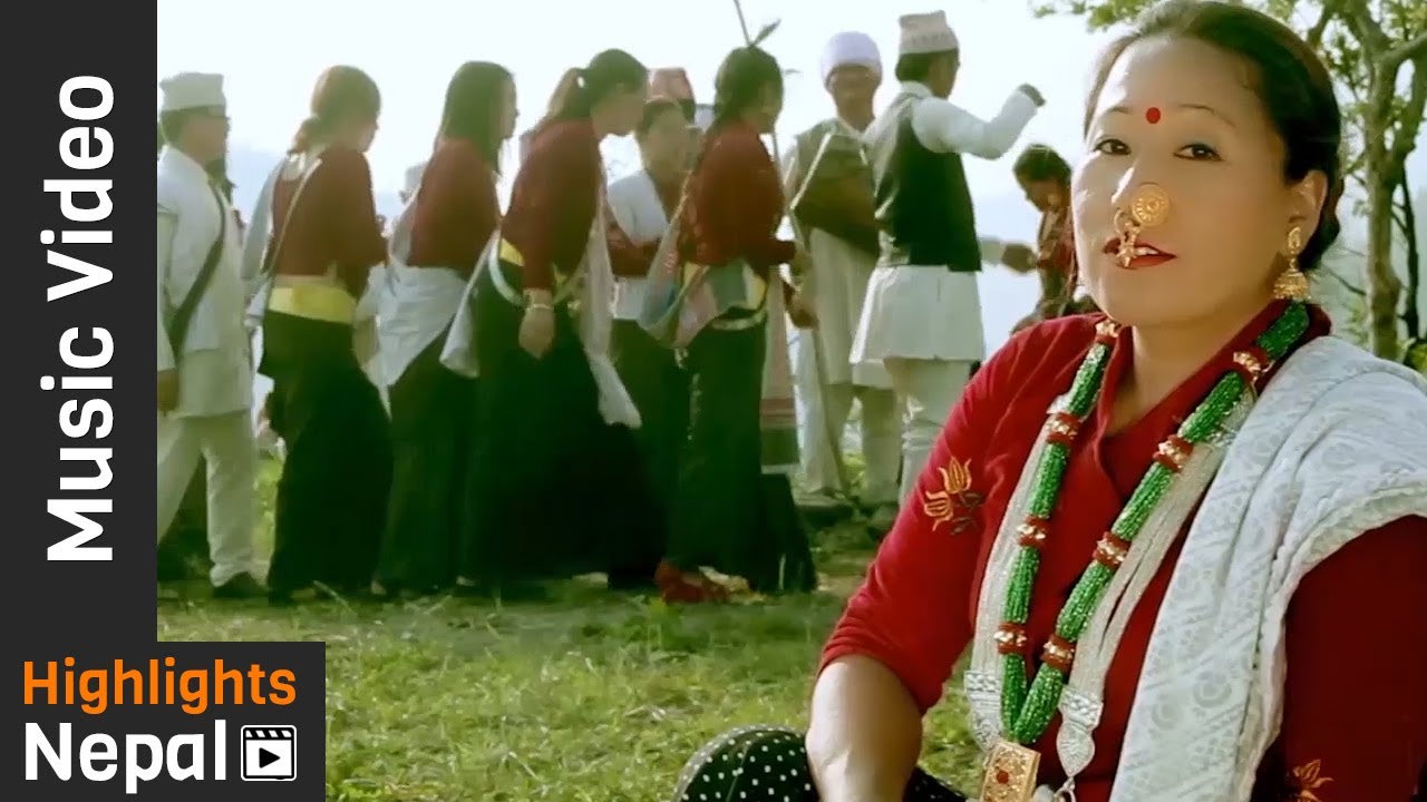 Dhunku Dhunku Dhol Bajaudai | New Nepali Cultural Kiranti Song 2017/2074 | Urmila Bantawa Rai