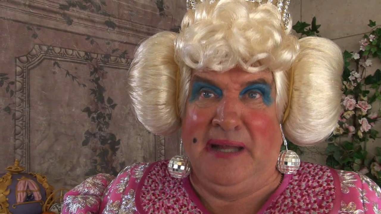 John Linehan set for another record-breaking panto run in Belfast