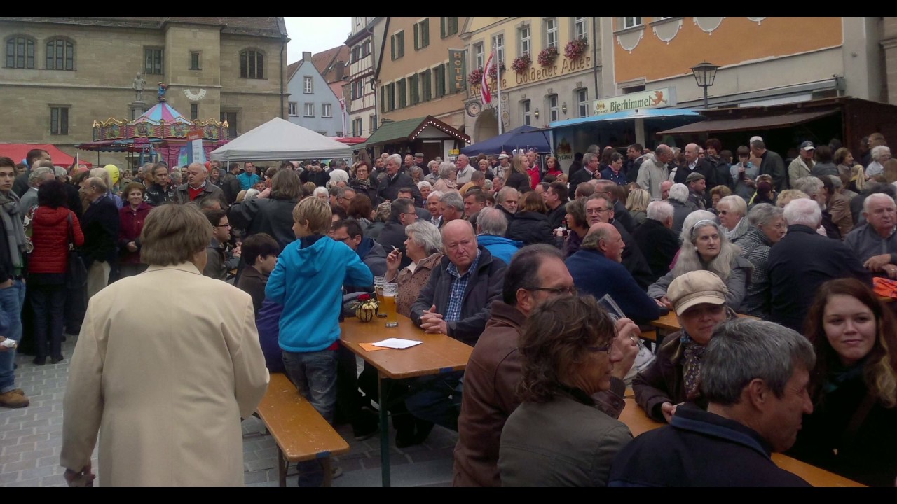 Weißenburg  2012  --  Der Marktplatz wird eingeweiht