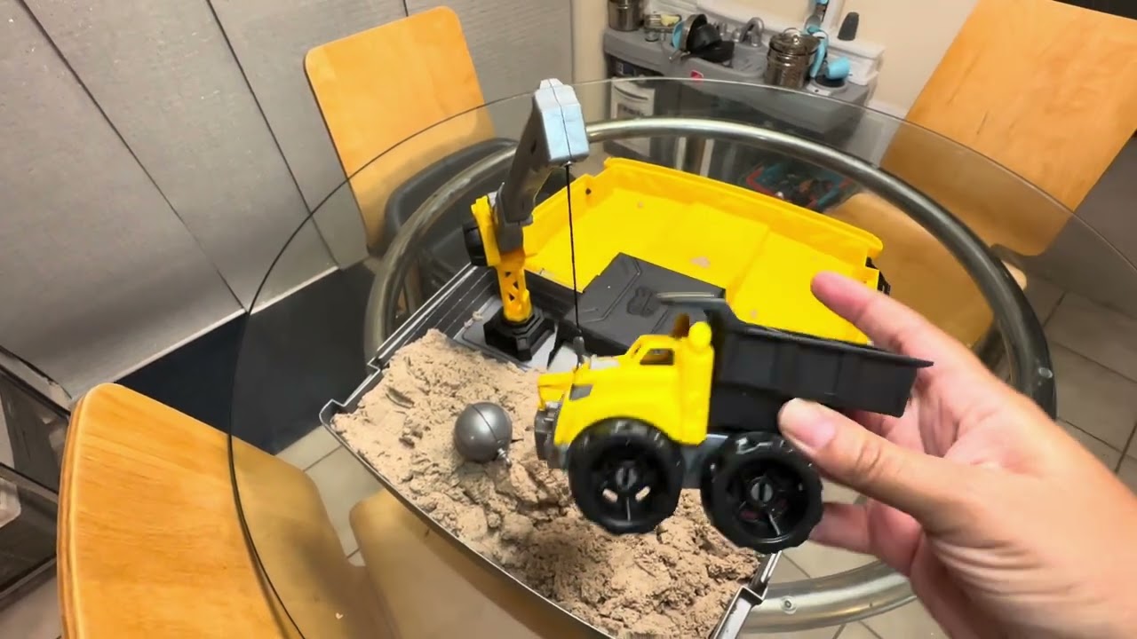 Kinetic Sand Construction Site Toy Review