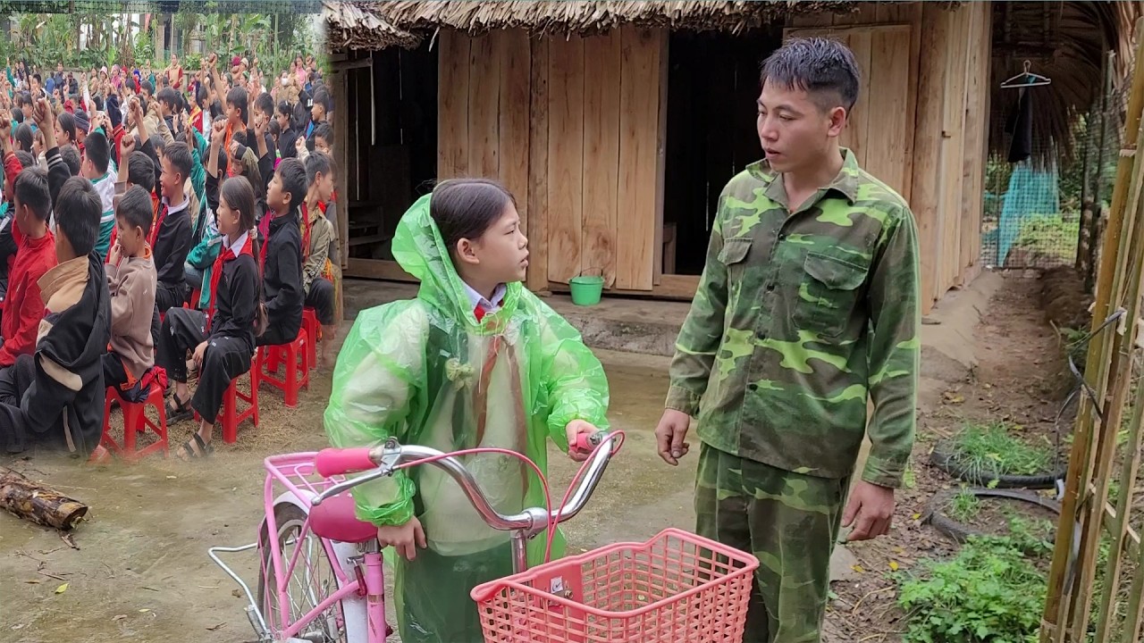 While her uncle was busy with farm work, little Thu and her teachers happily played games at school.