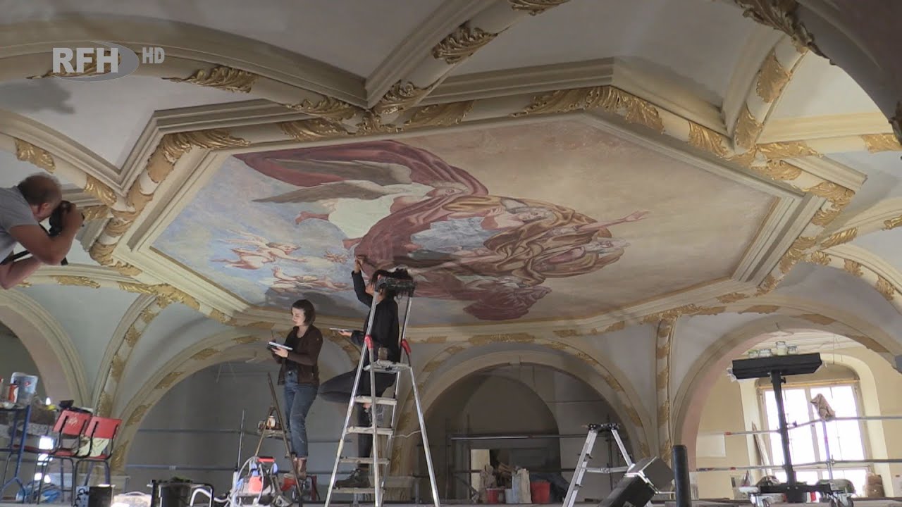 Ein neuer Meilenstein bei der Sanierung - Schlosskapelle erhält ihr Deckenfresko zurück - RFH