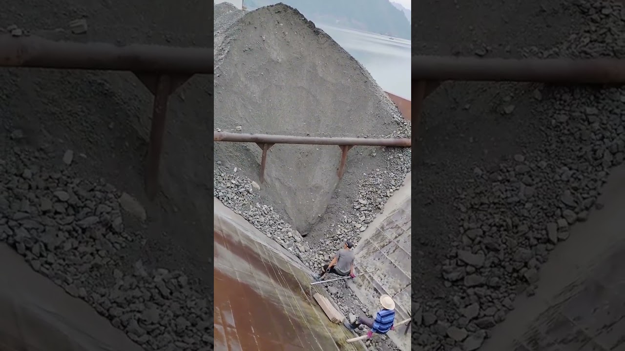 Pasir yang runtuh adalah pemandangan yang keren dalam operasi 