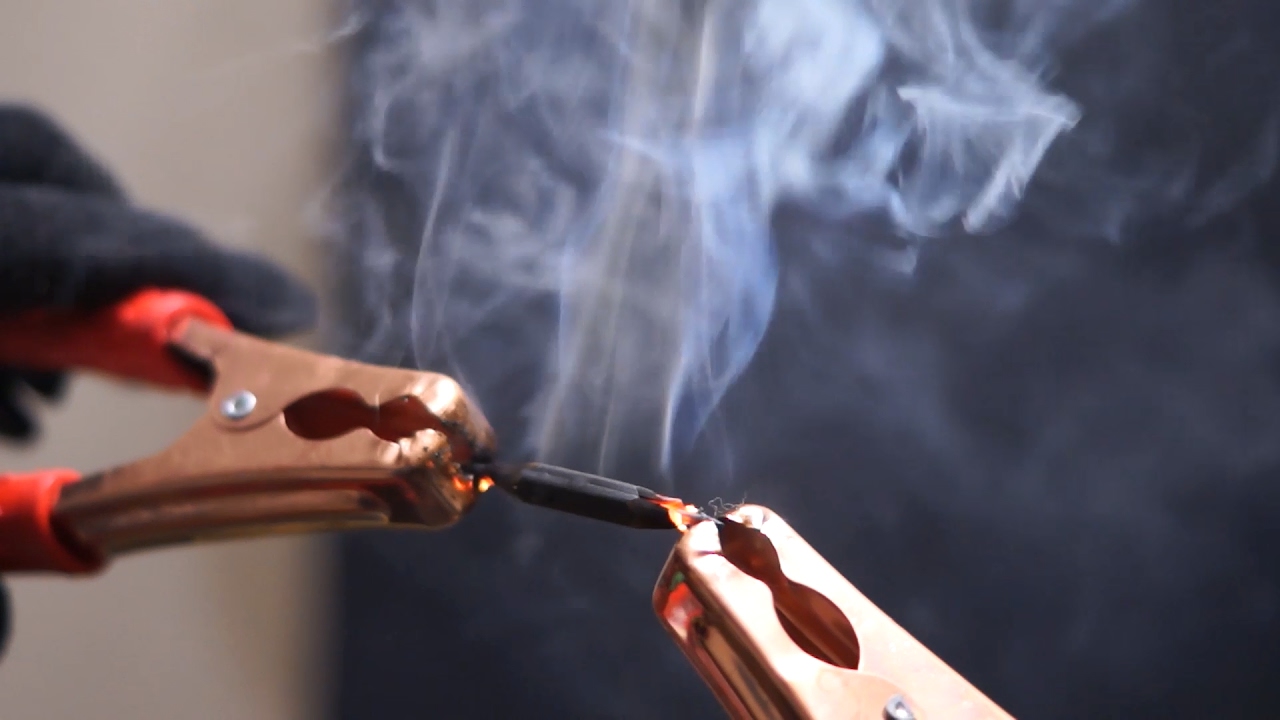 How to Start Fire With Pencil and Car Battery