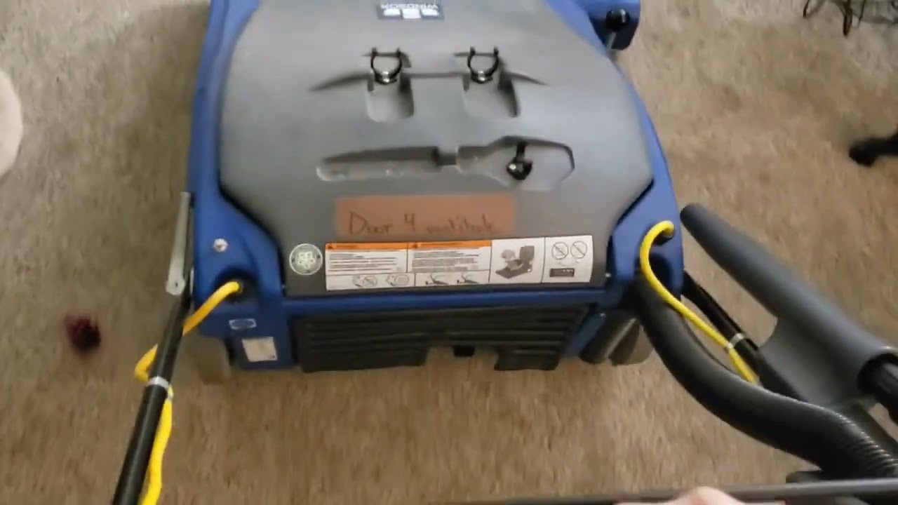 New vacs! Cordless Riccar and Windsor Wide area