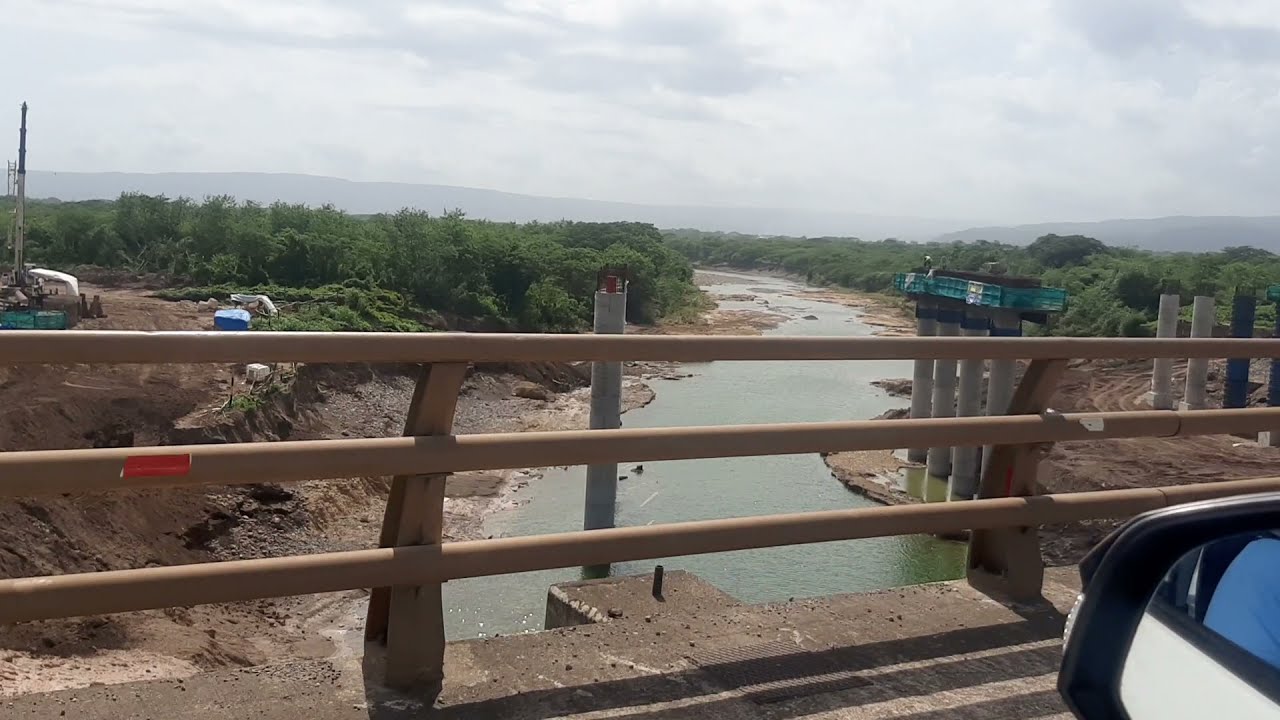 Rio Minho at the May Pen bypass bridge in Clarendon, Jamaica 🇯🇲.