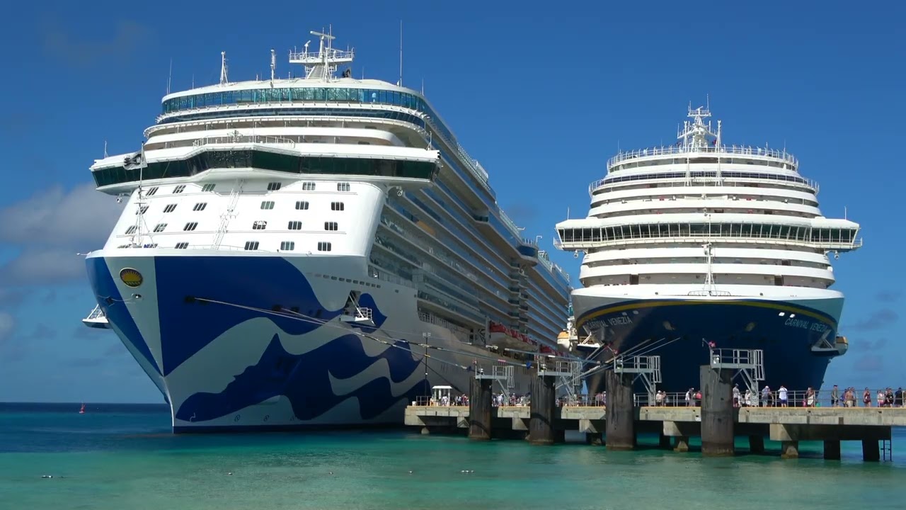 Carnival Venezia Arrives in Grand Turk!