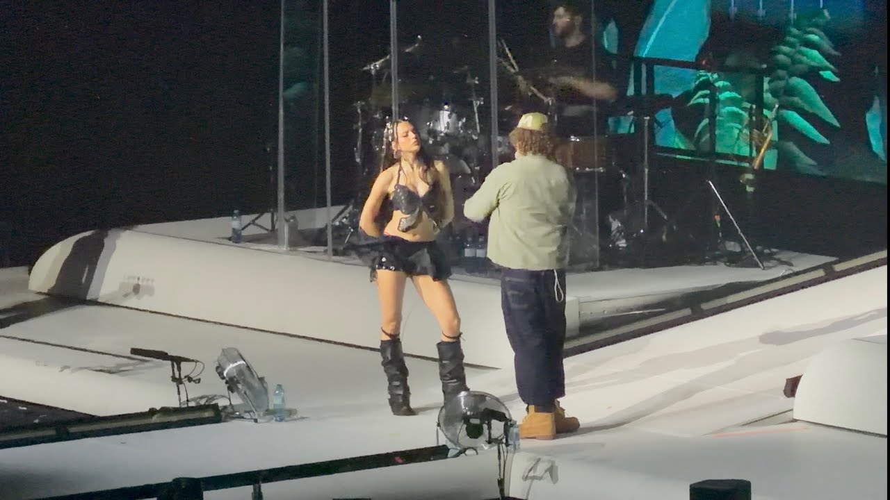 Nina Chuba # LanxessArena Köln, 6.11.25 # Ich Hass Dich