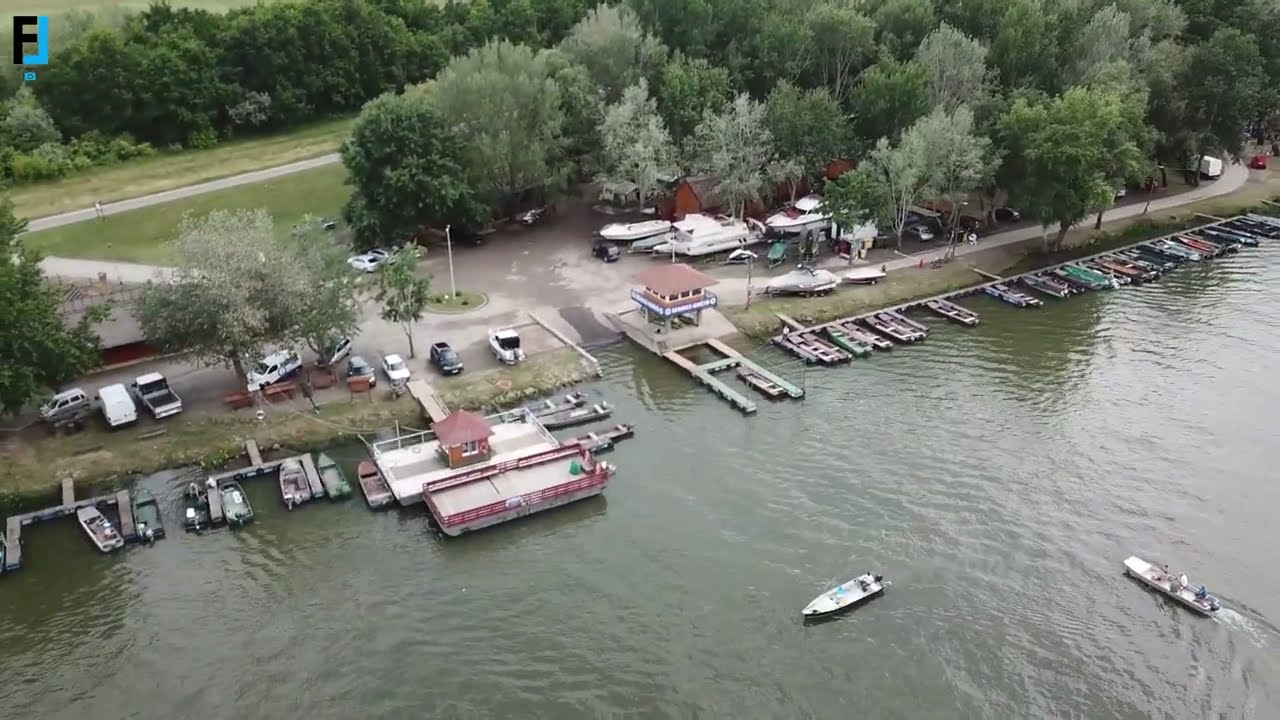 Úszóházak a Tiszán