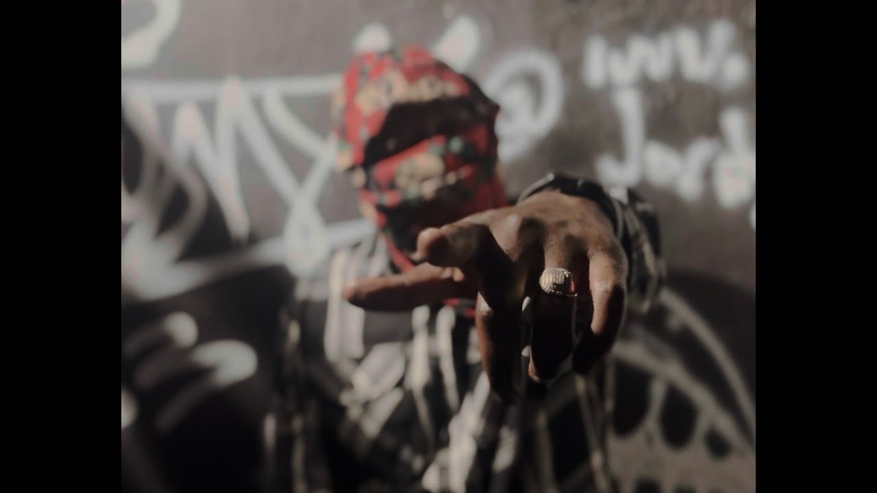 New Villain & Vincent Pryce - Baroque Works (Official Video)