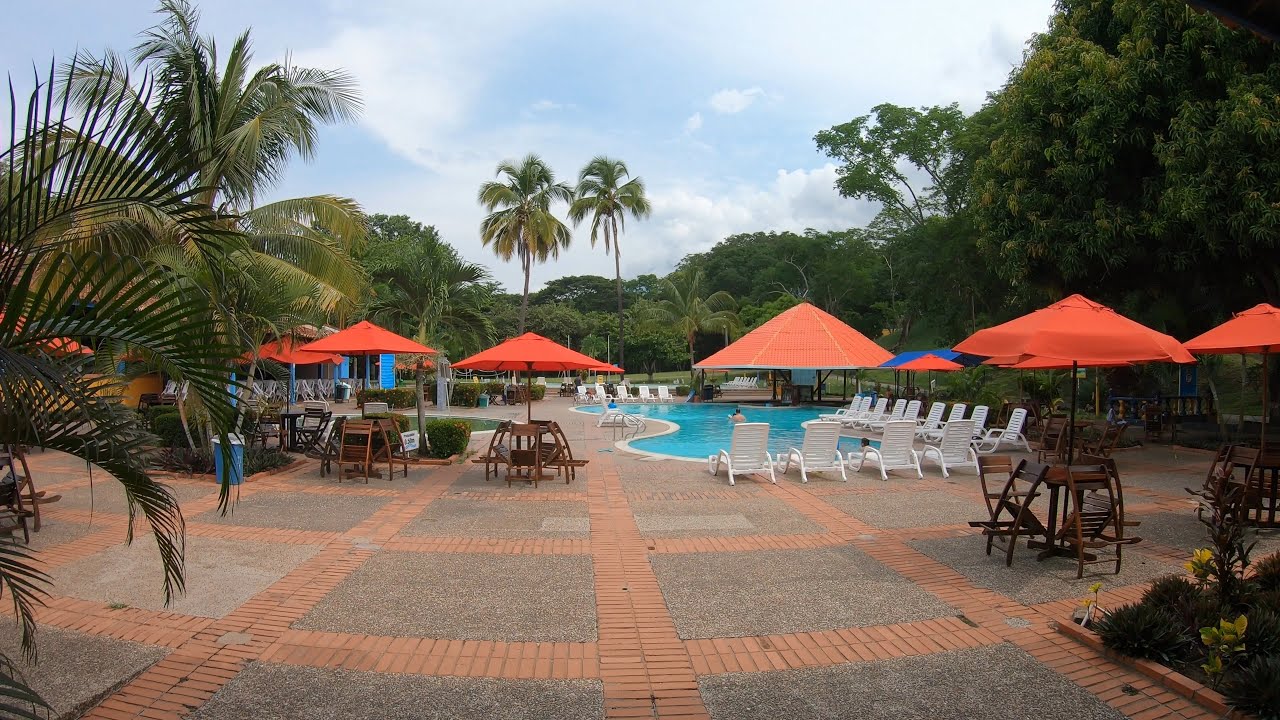 Recorrido por la Hosteria La Florida Tropical en Santa Fe de Antioquia - Colombia