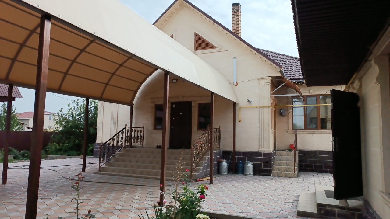 Қақпасы алтынмен апталған, сырты травертинмен сәнделген үй сатылады!!!