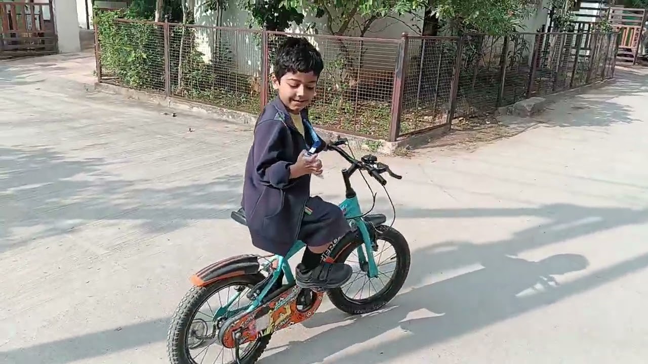 Daksh school se a raha hai#♥️♥️