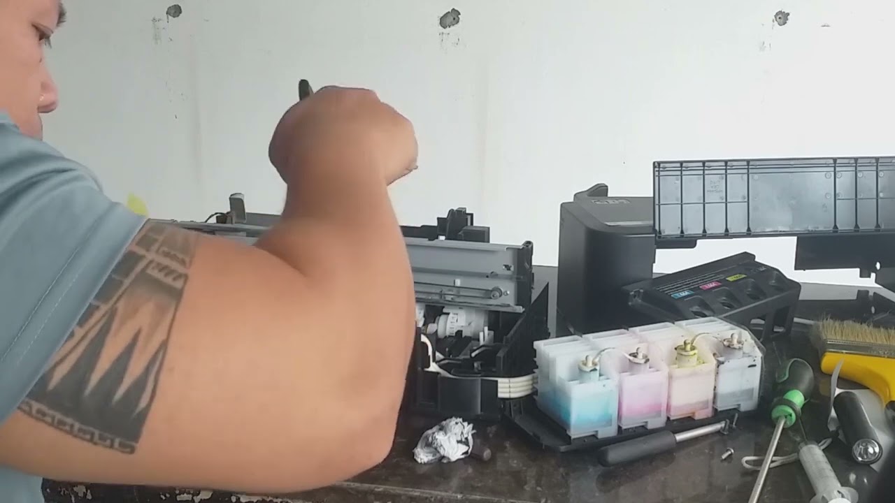 Epson L121 Color Black Problem - Try this Solution!
