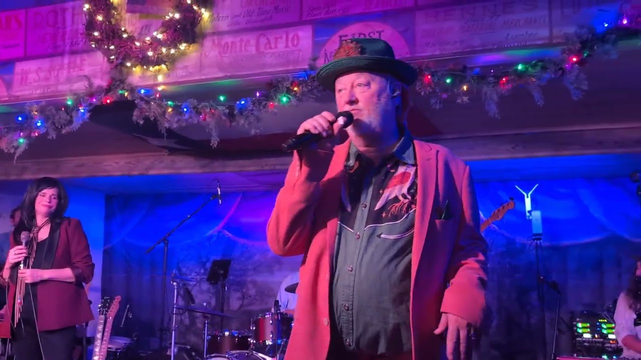 Shinyribs - I Don't Give A Shit (Gruene Hall, 11/26/2025) 