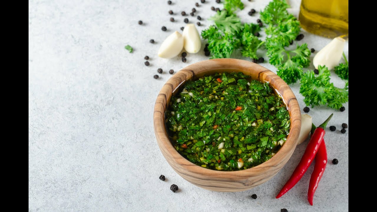 Prezzemolo sottolio, lo conservi a lungo ottimo per 1000 ricette