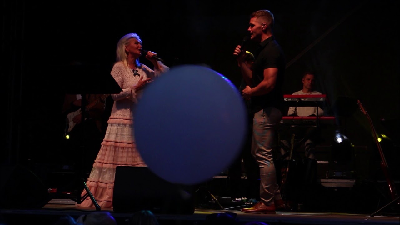 See öö on armastuse aastapäev - Ott Lepland ja Marju Länik