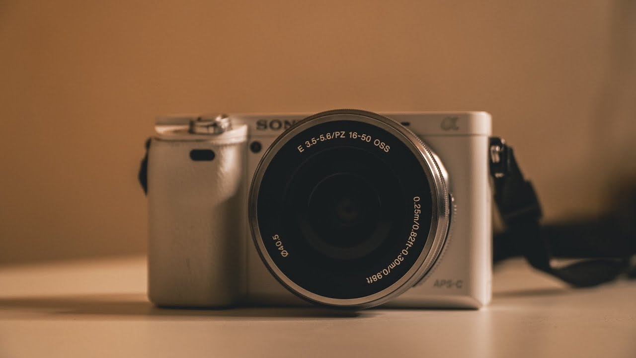 Обзор Sony A6000. Кому подойдет эта камера?