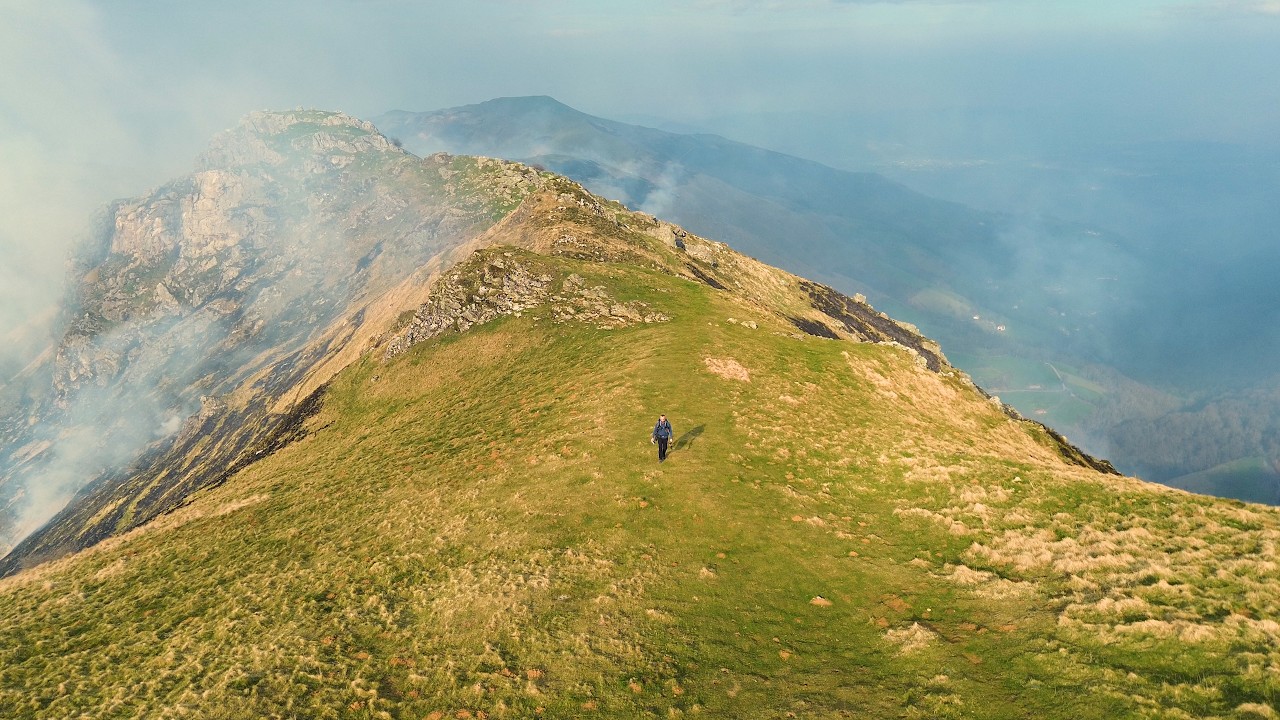 40km de randonnée dans le Pays Basque | Ambient Hiking Film