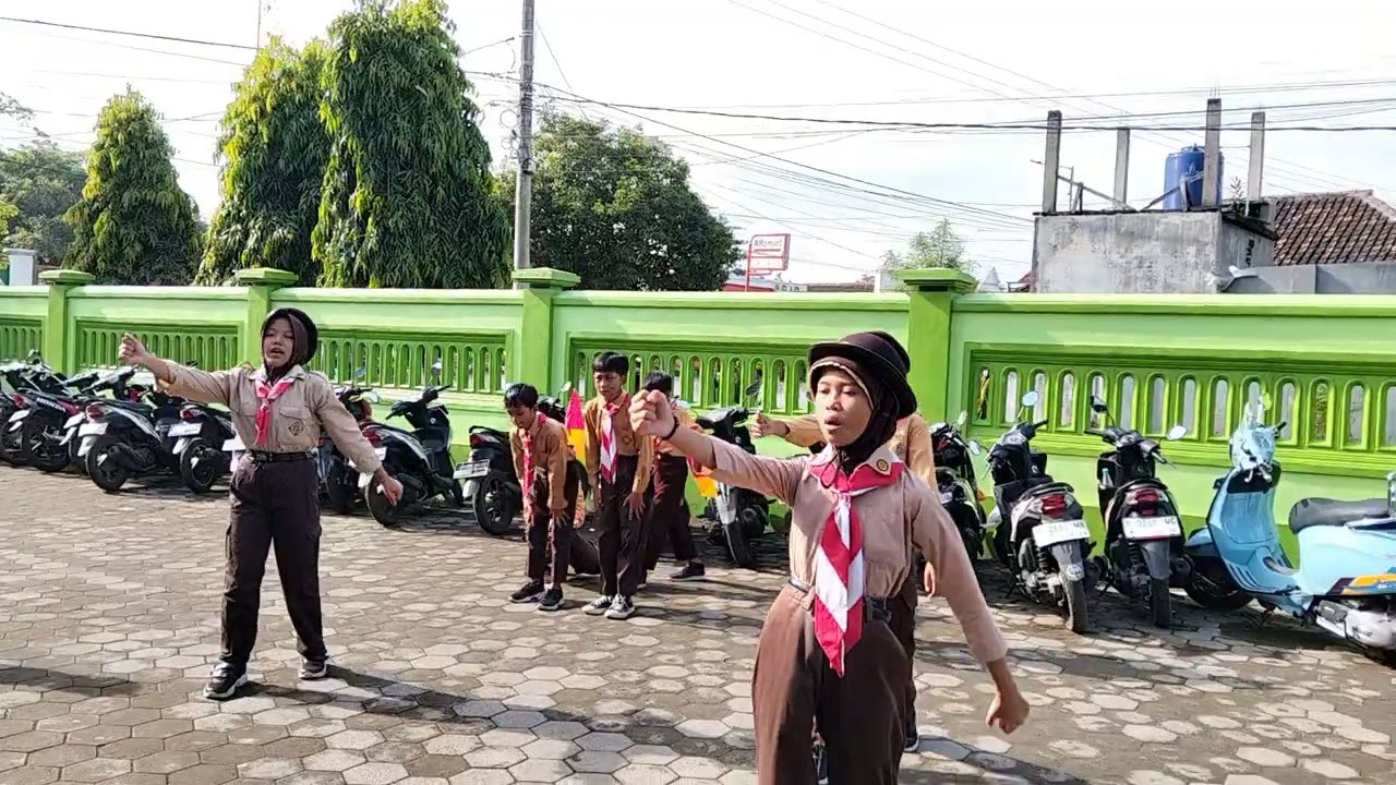 Yel yel Pramuka MI AL Huda Purwoasri Gumukmas