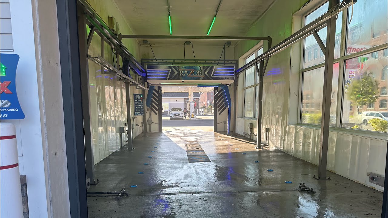 WashWorld RAZOR: Haffner&rsquo;s Car Wash of Lawrence: Merrimack Street Site