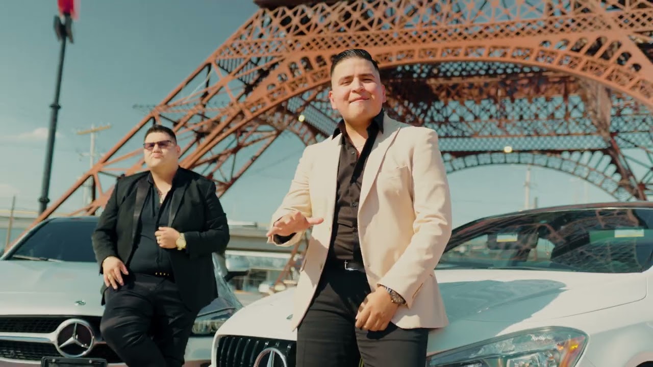 A Mis Espaldas - Banda Callejera Video Oficial