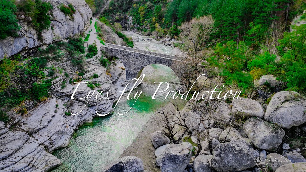 gorges de la Méouge paysage drone 4K