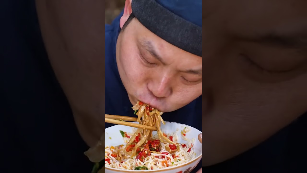 反面教材用筷子剔牙 你身边有这样的朋友吗？