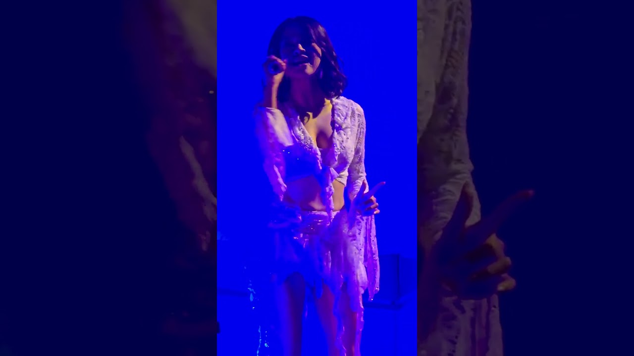 Becky G  - Ojala Live
