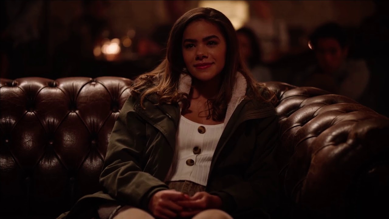 Zion performs a poem for Ginny (1x08)