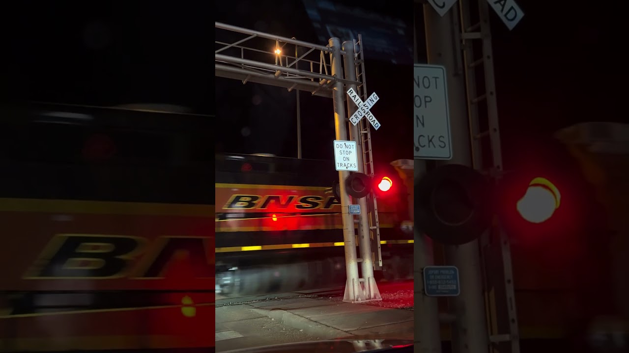 BNSF Switching Tracks At Hub City Yard. #shortsvideo #railway #train #subscribe
