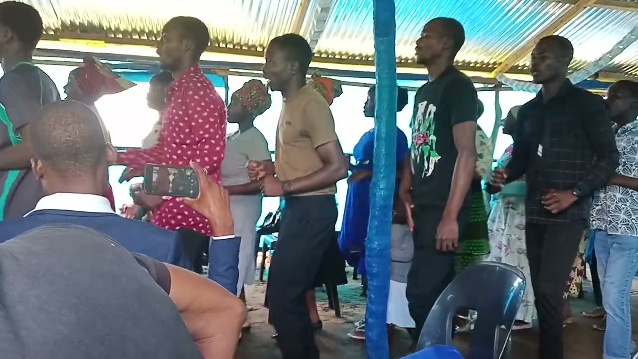 Jovens da katembe zona 05 Maputo 