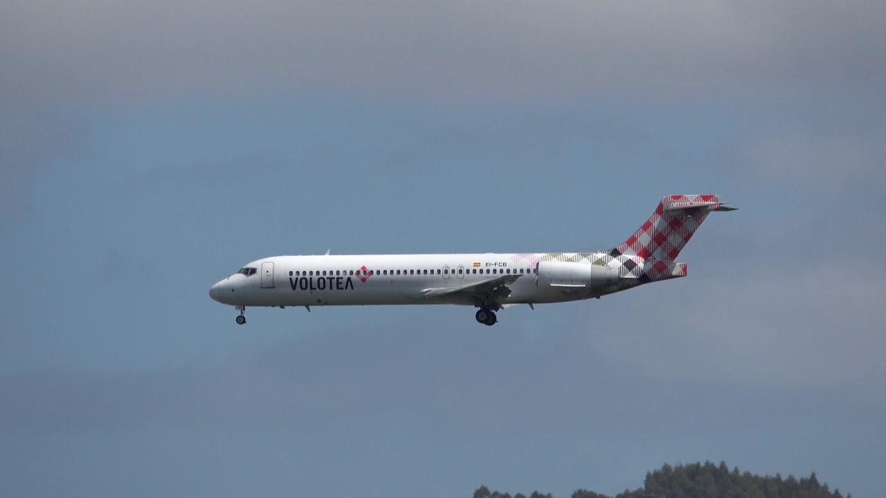 (2/4) Sesión videospotting en el aeropuerto de Bilbao-Loiu (BIO/LEBB)-28/04/2019