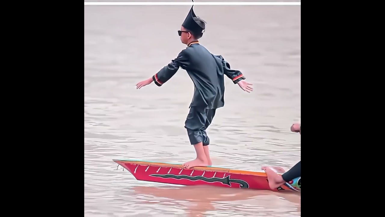 Aura Farming || Boat Dance Indonesia #AuraFarming #PacuJalur #Riau #Indonesia