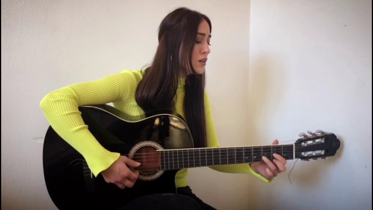 Elif Türkyılmaz - Göçmen Kızı